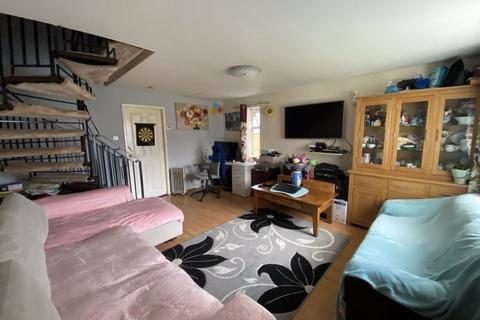 2 bedroom semi-detached house for sale - Croxton Avenue, Rochdale OL16 2YY