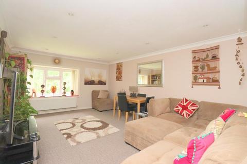 2 bedroom maisonette for sale - Grovelands, St Albans, Hertfordshire, AL2 2TY