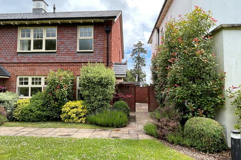 2 bedroom end of terrace house for sale - Homefield Close, Winkton, Christchurch, BH23