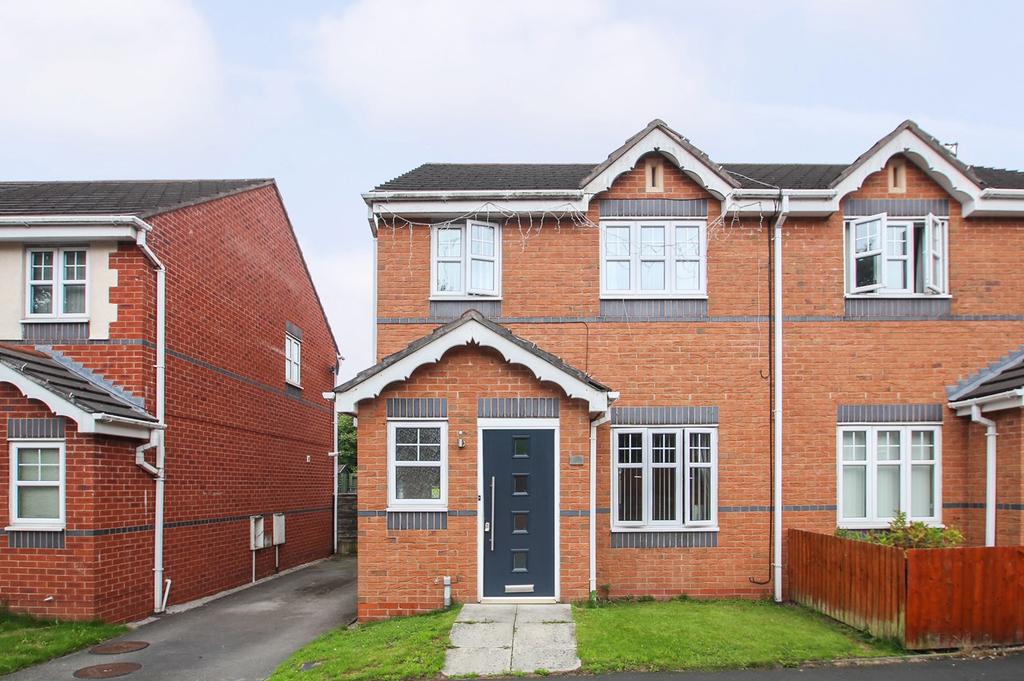 River Lane, Partington, Manchester, M31 3 bed semidetached house £