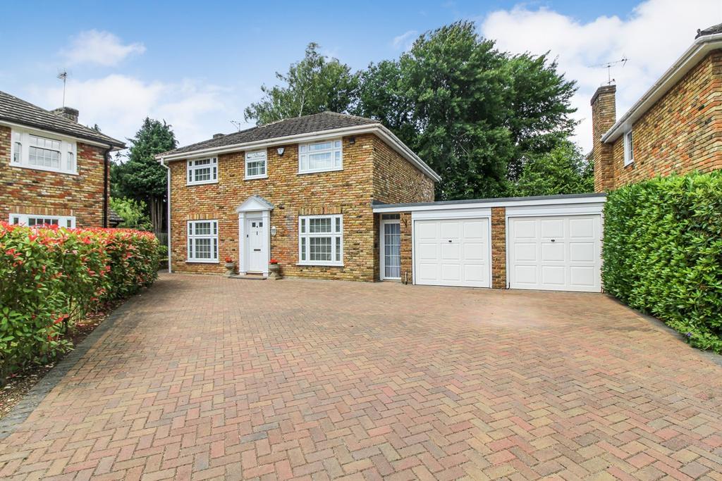 The Birchwoods, Tilehurst, Reading, RG31 4 bed detached house £800,000