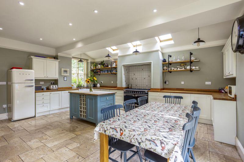 South View Hannay Road, Cheddar BS27 3BT 4 bed character property £