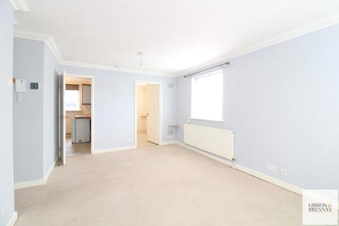 Flat 4, 4 Cossington Road, Westcliff-on-sea, SS0 7NJ
