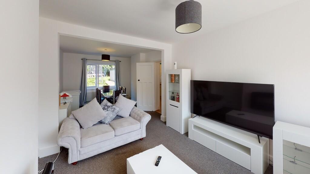Heatherley Drive, Basford, Nottingham 3 bed semidetached house £205,000