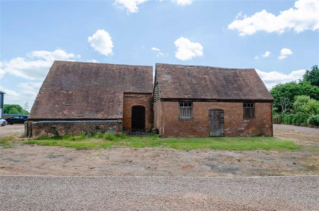 Norchard Barns, StourportOnSevern, DY13 3 bed property £275,000