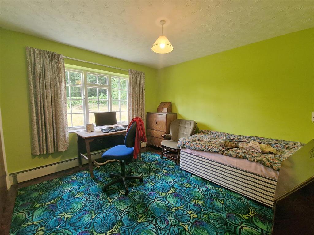Bedroom 3.jpg