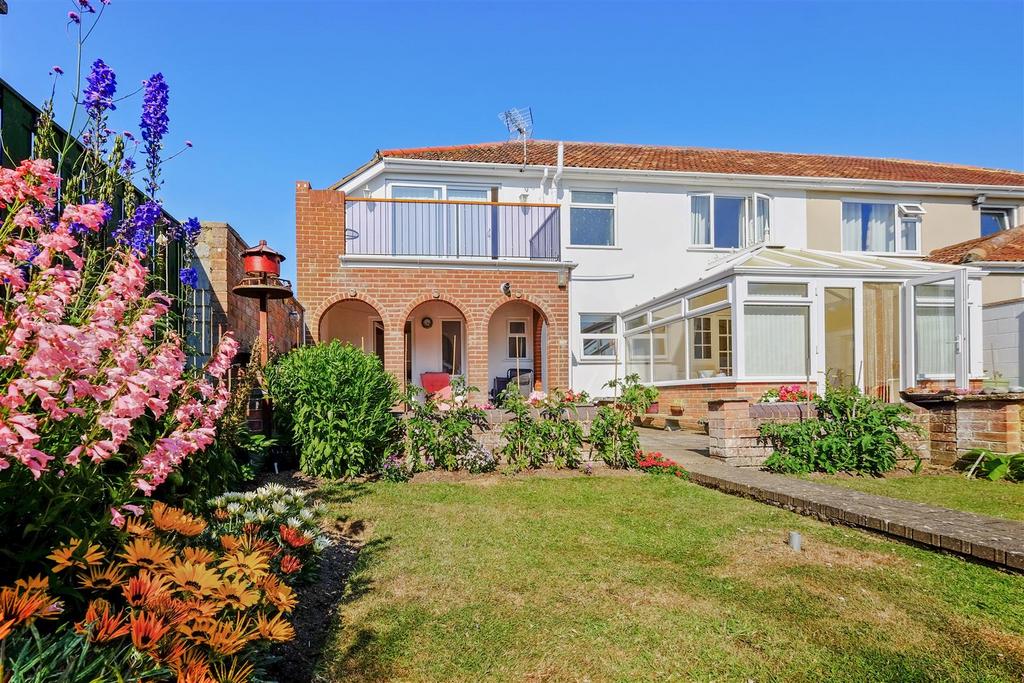 Pean Hill, Whitstable 3 bed semidetached house for sale £500,000