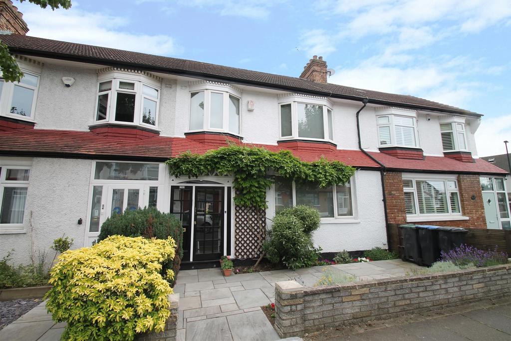 Chimes Avenue, Palmers Green, London N13 3 bed terraced house £625,000