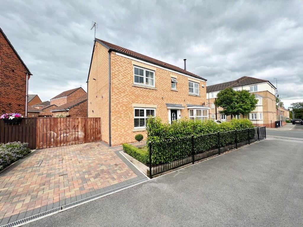 Studley Drive, Spennymoor 4 bed detached house £260,000