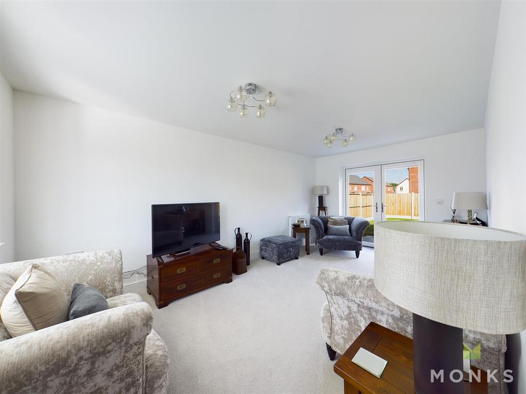 Roden Grove, Wem, Shrewsbury 3 bed detached house £295,000