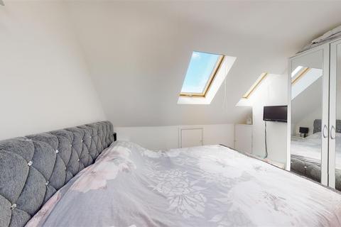 15 Kent Road, Folkestone, CT19 4NT