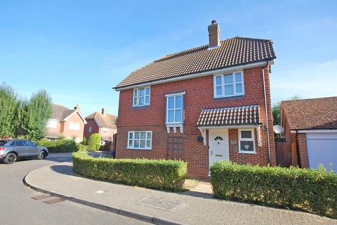 18 Long Meadow, Great Notley, Braintree, CM77 7WD