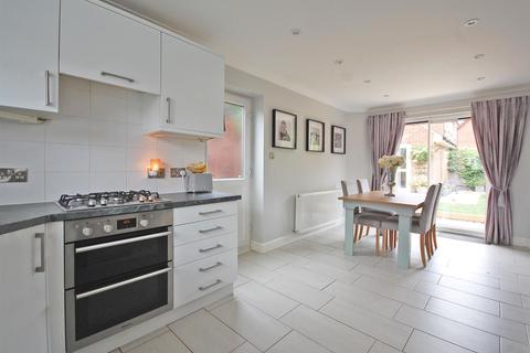 18 Long Meadow, Great Notley, Braintree, CM77 7WD