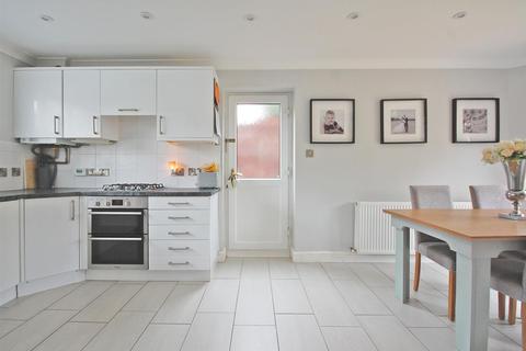 18 Long Meadow, Great Notley, Braintree, CM77 7WD