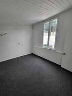 Office to rent - Hassendean Road, London