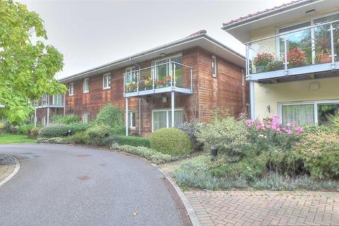 2 bedroom retirement property for sale - Knightwood Mews, Shannon Way Valley Park, Chandlers Ford