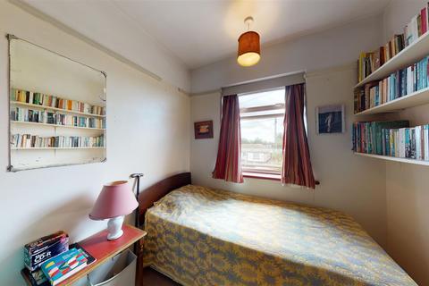 28 Rough Common Road, Rough Common, Canterbury, CT2 9DJ