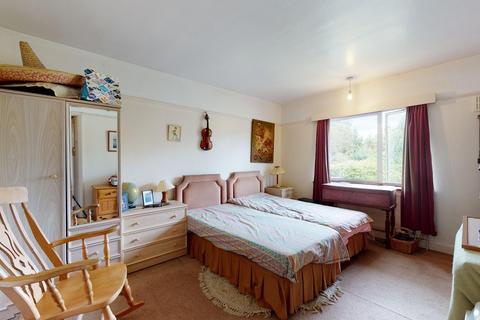 28 Rough Common Road, Rough Common, Canterbury, CT2 9DJ