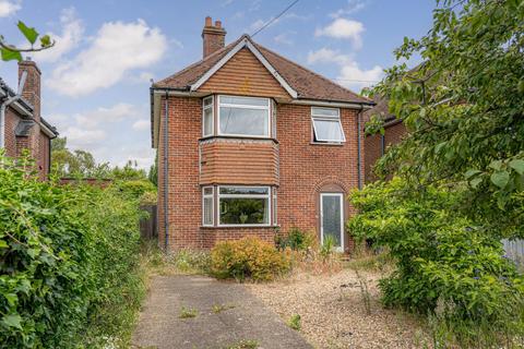 28 Rough Common Road, Rough Common, Canterbury, CT2 9DJ