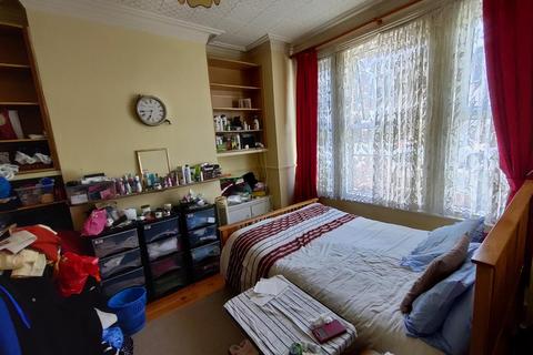 2 bedroom maisonette for sale - Tynemouth Road, CR4