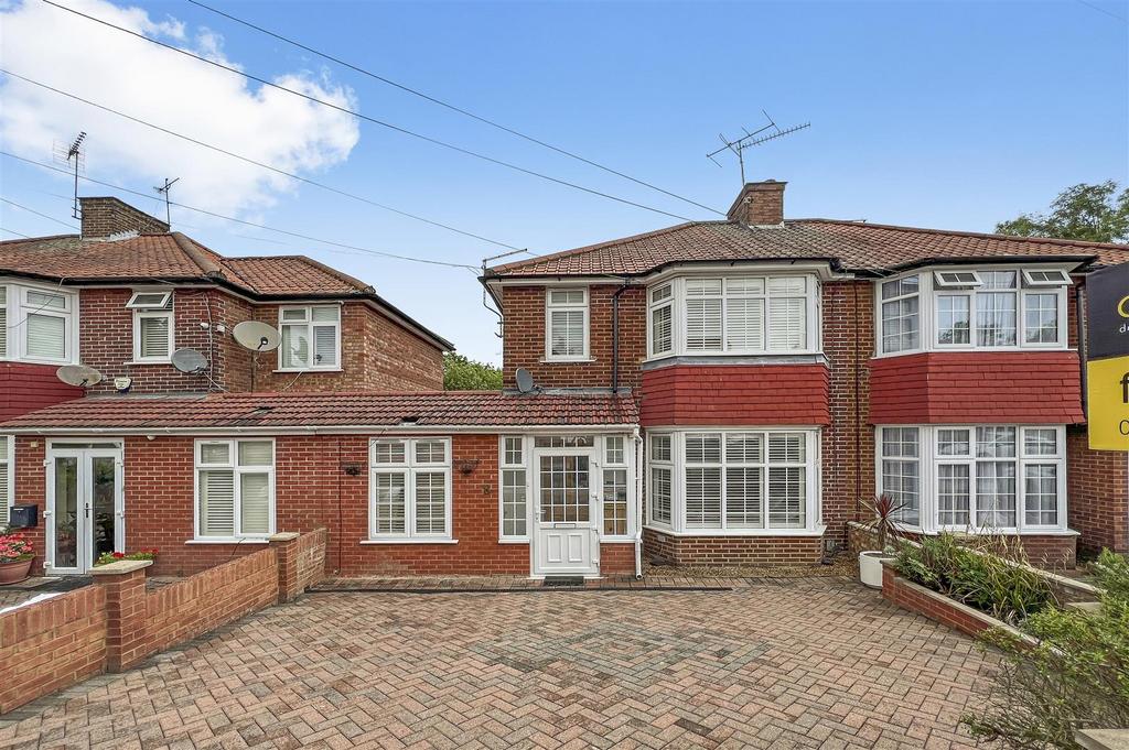 Orchard Gate, GREENFORD 4 bed semidetached house for sale £700,000