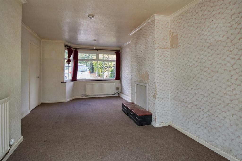 Hollycroft Crescent, Hinckley 2 bed semidetached house £225,000