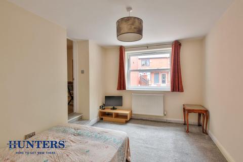 30 Incline Road, Oldham, OL8 4QW
