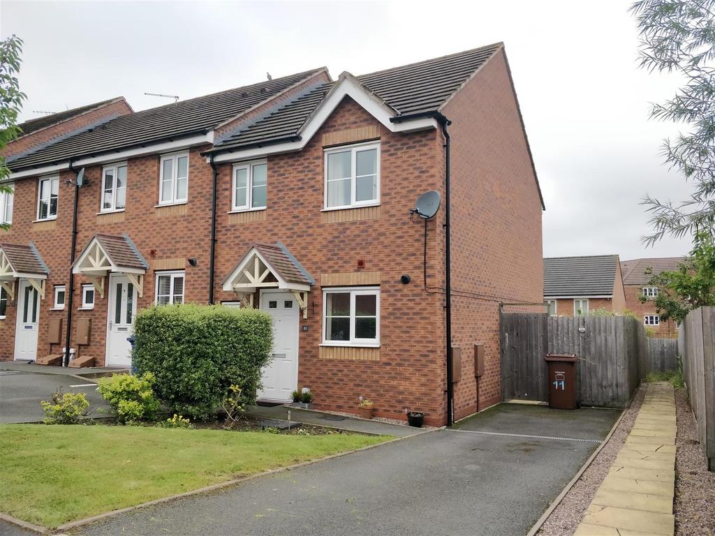Levett Grange, Rugeley, Staffordshire 3 bed end of terrace house £875