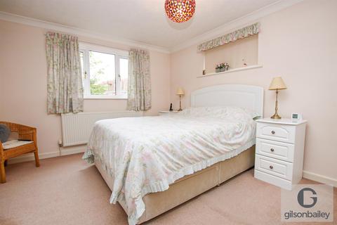 4 bedroom detached house for sale - Blakeney Close, Eaton