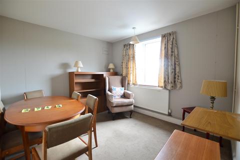 59 Crofthill Road, Slough, SL2 1HG