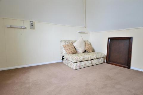 59 Crofthill Road, Slough, SL2 1HG