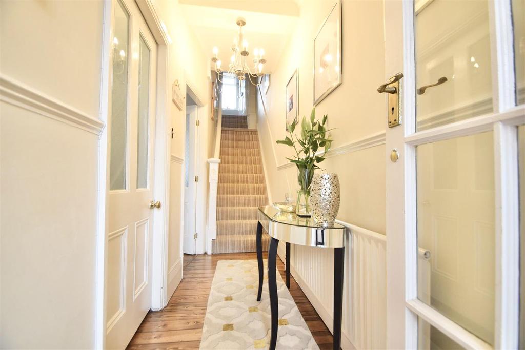 Kenilworth Road, Monkseaton 3 bed terraced house £325,000