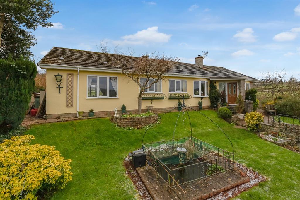 A 3 - Netherton, Redland Lodge - 210211.jpg