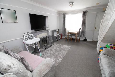 13 Camberwell Close, Gateshead, NE11 9TZ