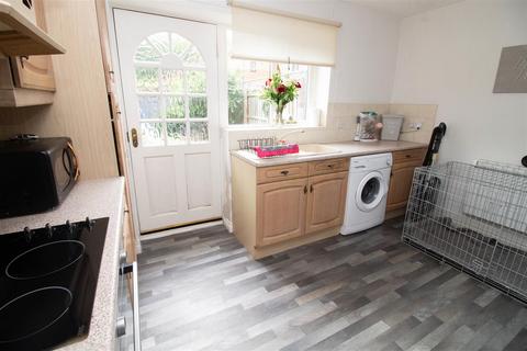 13 Camberwell Close, Gateshead, NE11 9TZ