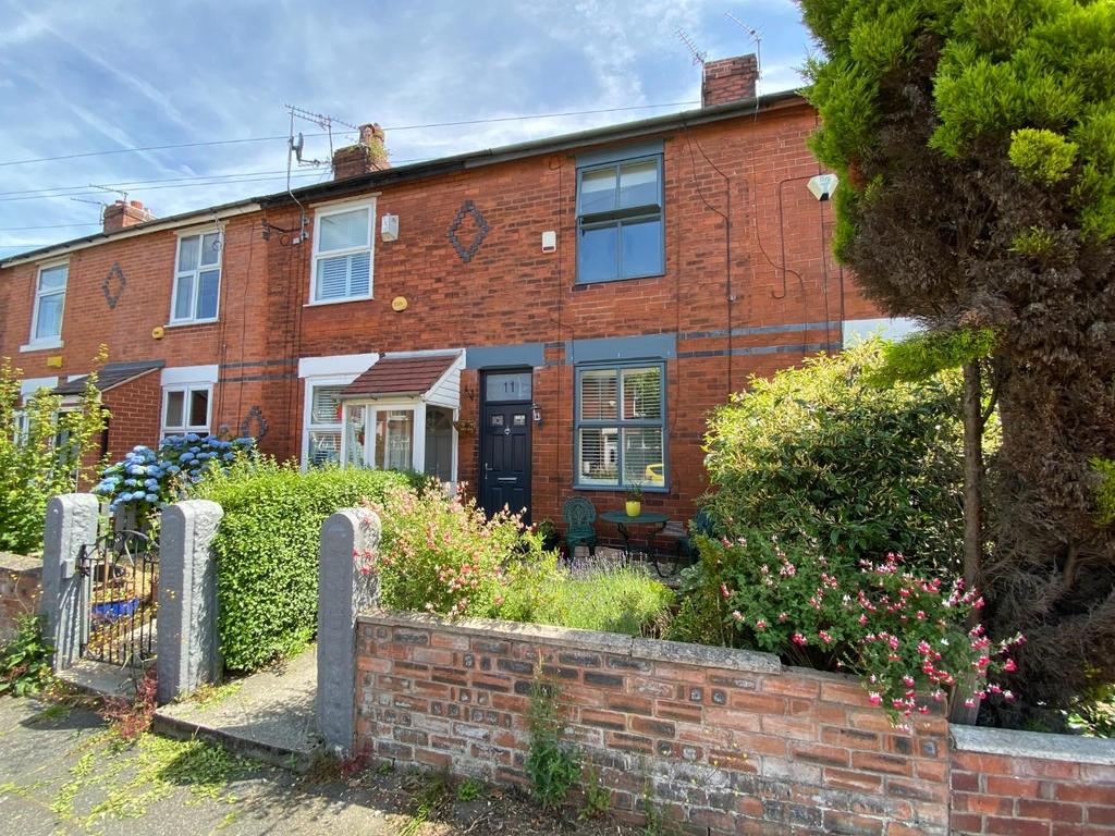 Whitehall Road, Didsbury 2 bed terraced house £300,000