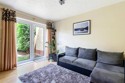 2 Battle Abbey, Bedford, MK41 0TR