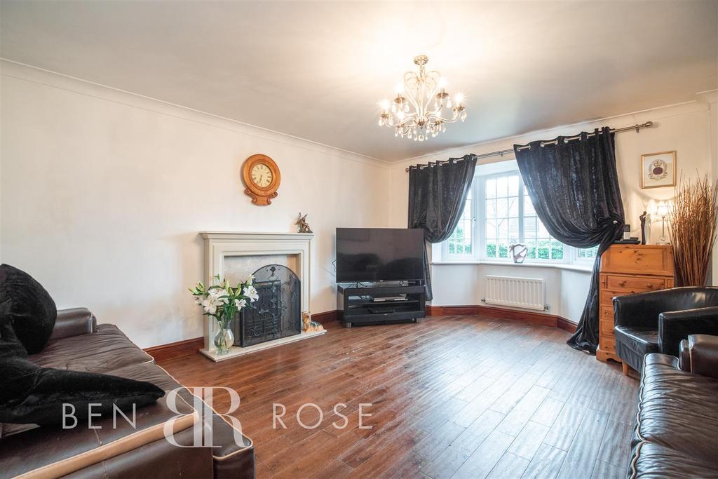 Perthshire Grove, Buckshaw Village... 4 bed detached house £349,995