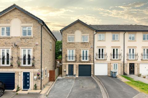 4 bedroom end of terrace house for sale - Clay Delf, Lower Cumberworth, Huddersfield