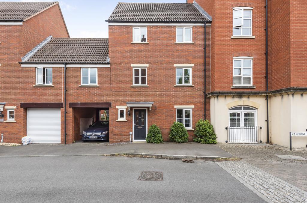 Zakopane Road, Haydon End, Swindon, Wiltshire, SN25 5 bed terraced