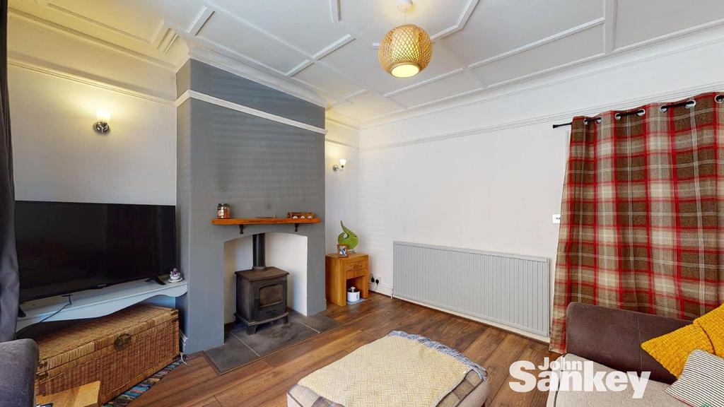 Stanley Road, Mansfield 2 bed terraced house £140,000