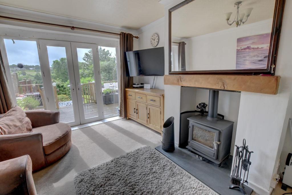 Standroyd Drive, Colne 3 bed semidetached house £225,000