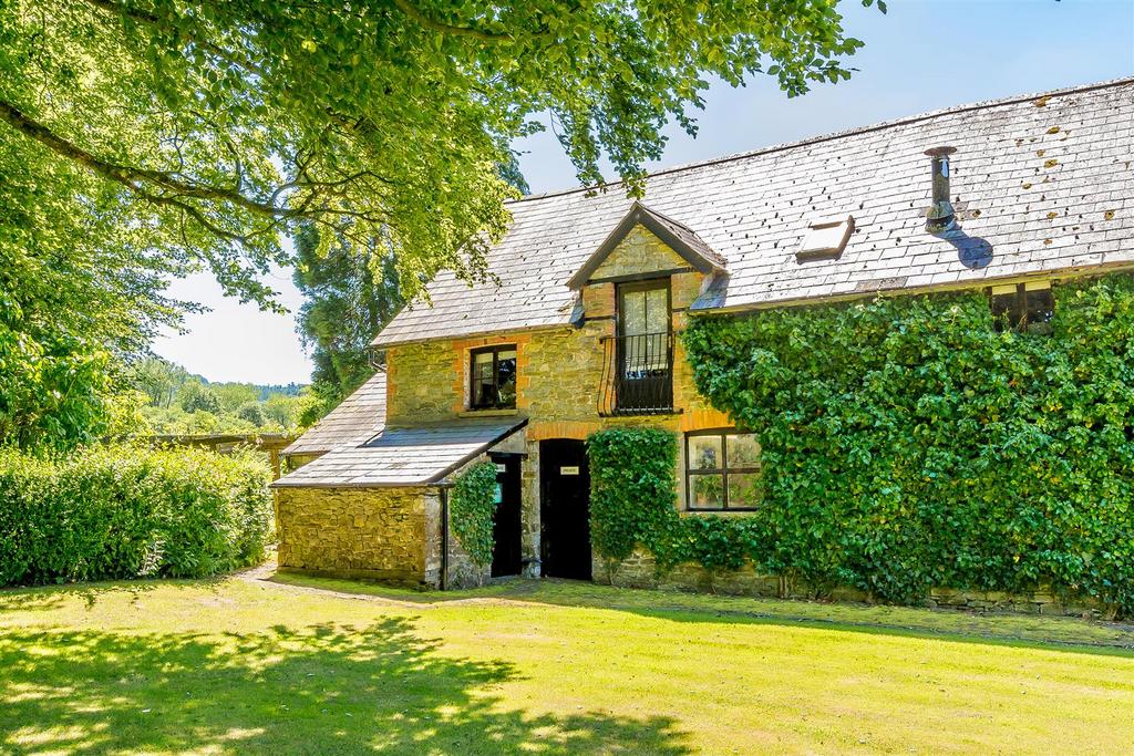 Dryslwyn, Carmarthen 2 bed detached house for sale £395,000
