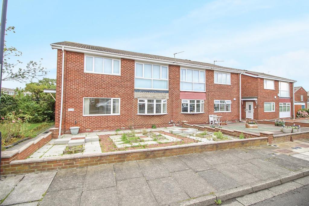 Broomfield Avenue, Battle Hill, Wallsend 2 bed ground floor flat £600