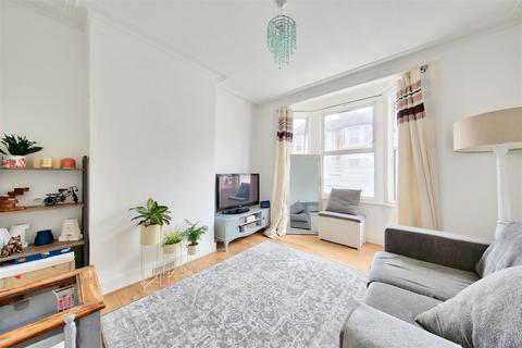 1 bedroom flat to rent - Thorndean Street, London