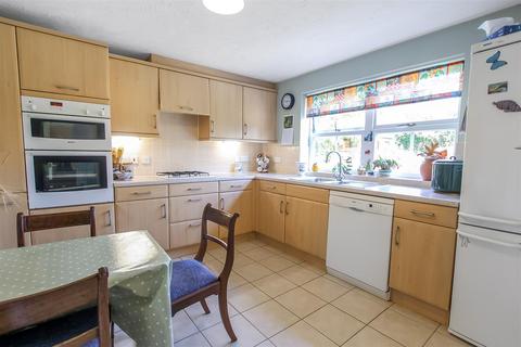 4 bedroom detached house for sale - Neville Close, Gainford, Darlington