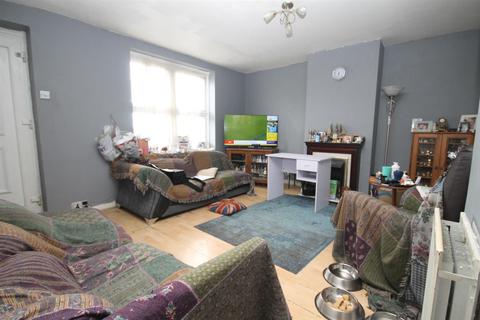 211 Wrythe Lane, Carshalton, SM5 1UA