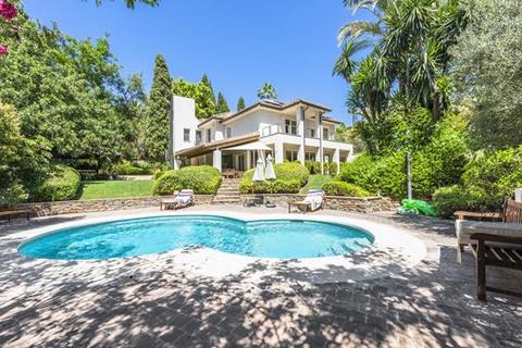 5 bedroom villa, Marbella Hill Club, Marbella, Malaga