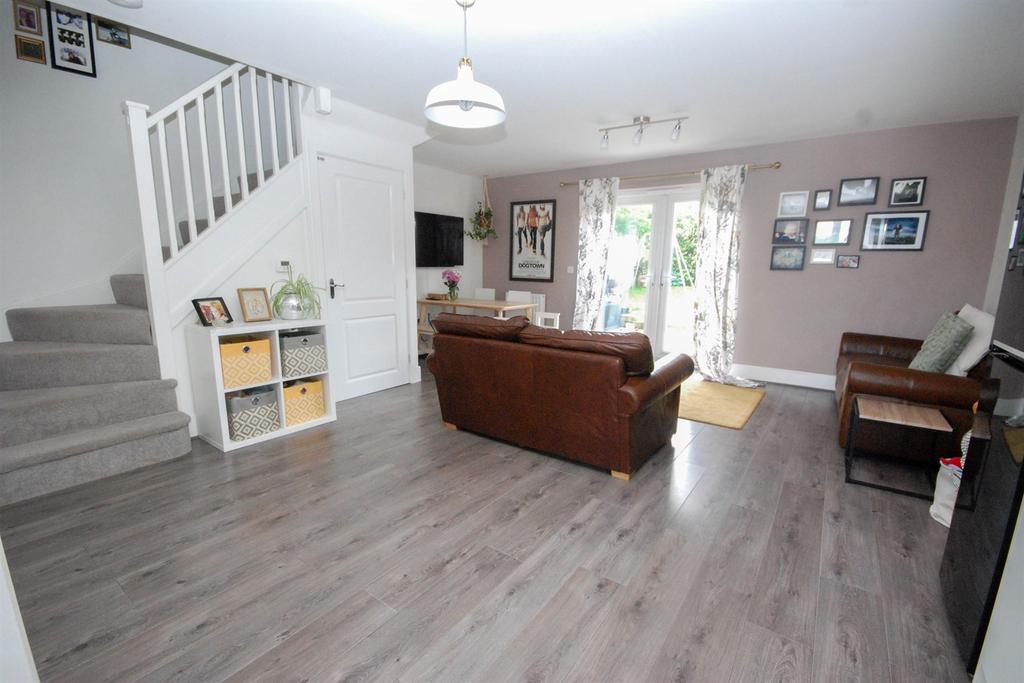 Range View, Whitburn 3 bed end of terrace house £132,000