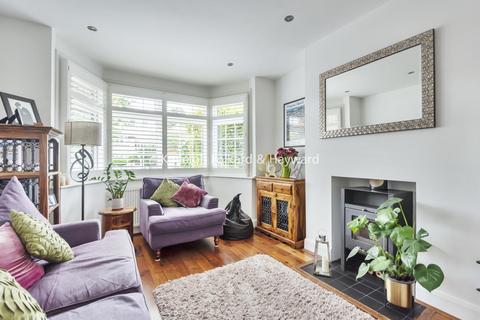 26 Heathway, Croydon, CR0 8PY